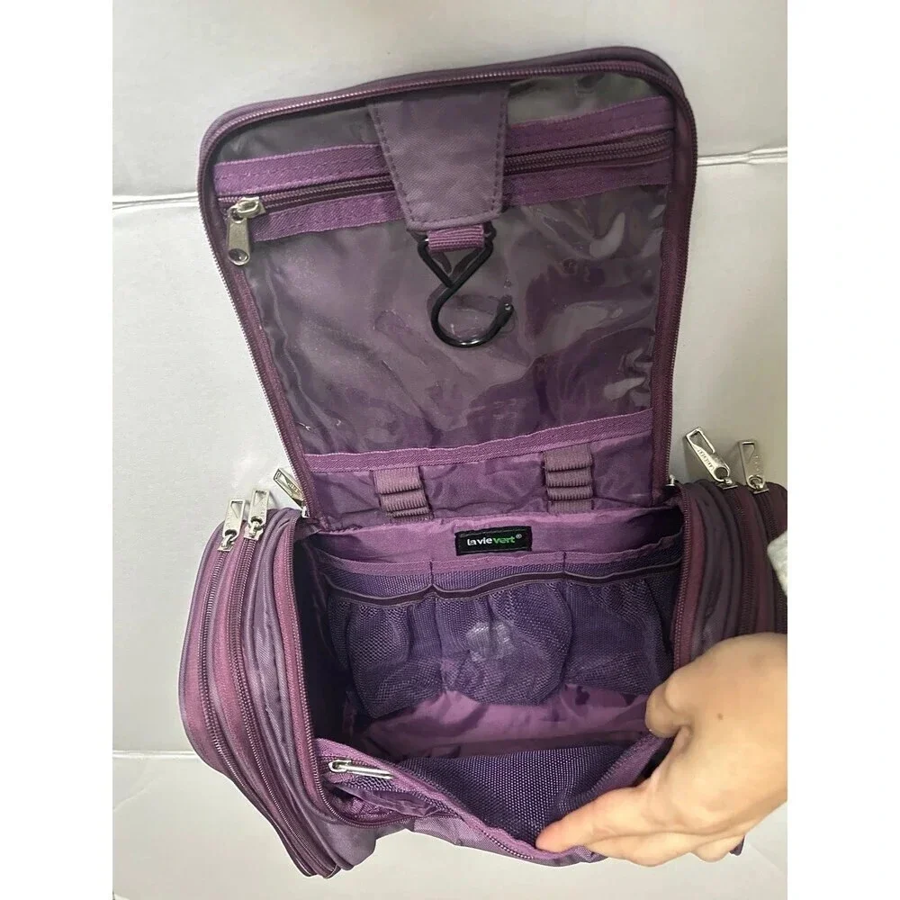 La vie vert travel toiletries luggage bag